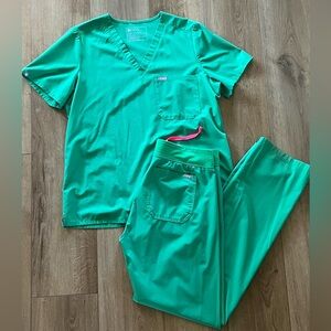 Figs Safety Green Scrub Set Catarina Top Large Livingston Medium